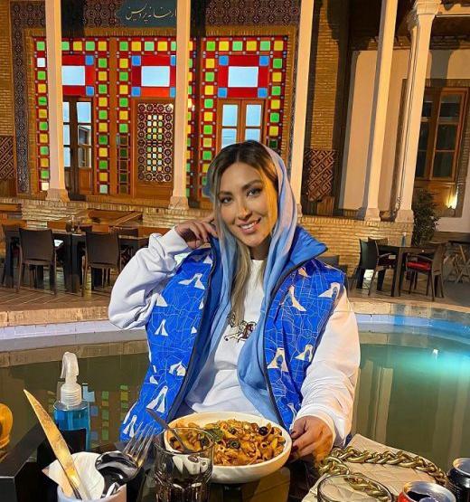 عکس بچه مینا مختاری