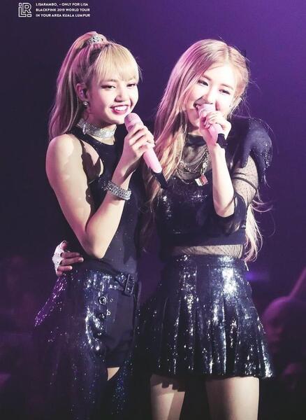 عکس رزی و لیسا با هم