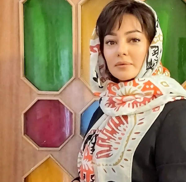 عکس بچگی رزیتا غفاری