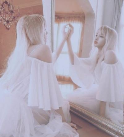 عکس عروسک جنی بلک پینک