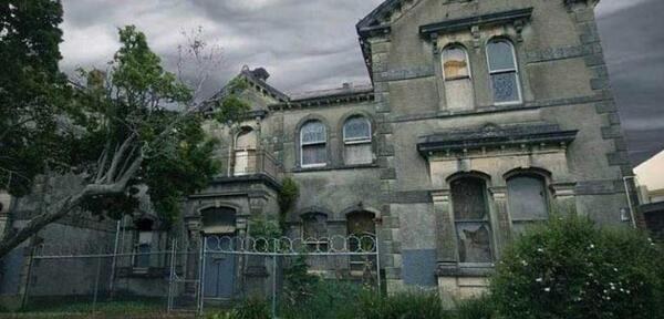 عکس خانه های متروکه جهان