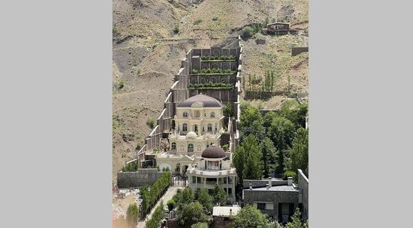 عکس خانه ی گوگوش در تهران