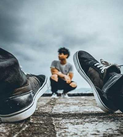 عکس پروفایل کفش اسپرت دخترانه