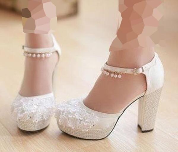 عکس کفش پاشنه بلند دخترانه ۷ ساله