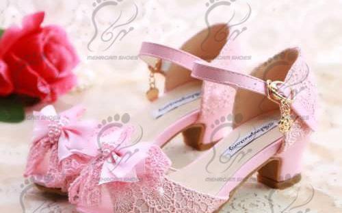 عکس کفش پاشنه بلند برای دختر ۹ ساله