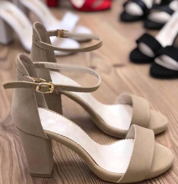 عکس کفش پاشنه بلند بچه گانه برای عروسی