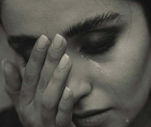 عکس های پروفایل غمگین سیاه
