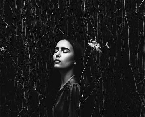 عکس های پروفایل غمگین سیاه