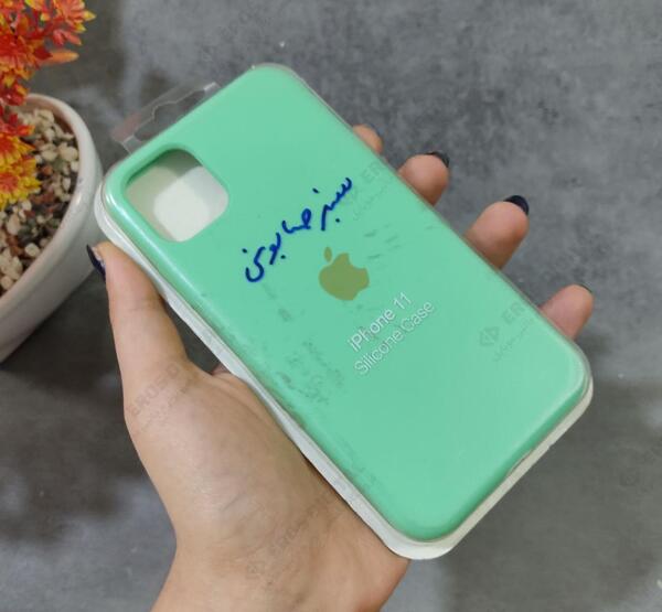 عکس گوشی آیفون ۱۱ معمولی