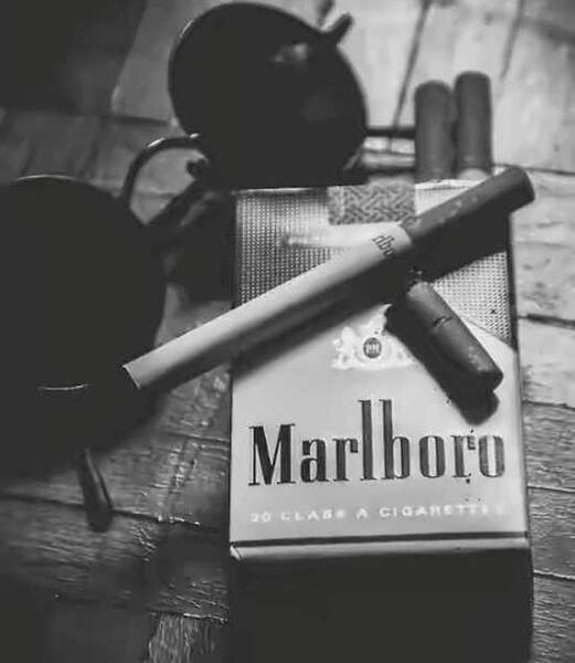 دانلود عکس پروفایل دخترونه سیگاری خفن