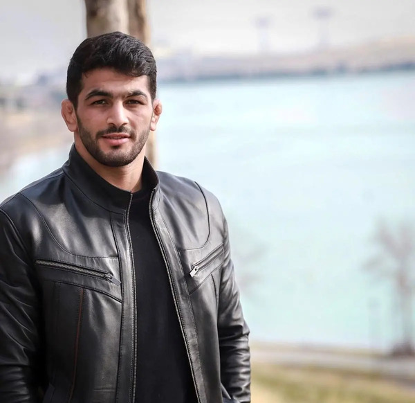 عکس صفحه گوشی حسن یزدانی