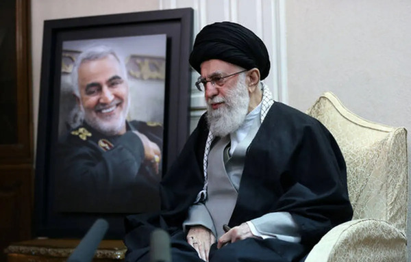 یک عکس از سردار حاج قاسم سلیمانی