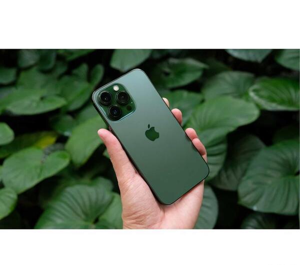عکس آیفون ۱۳ و قیمتش