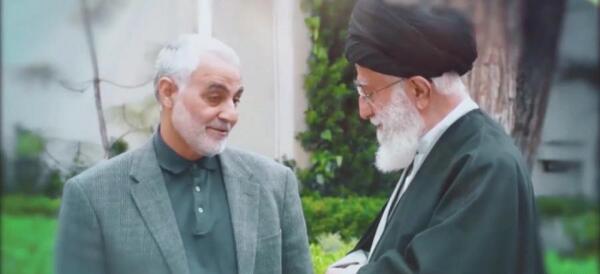 عکس رهبر و سردار سلیمانی در کنار هم