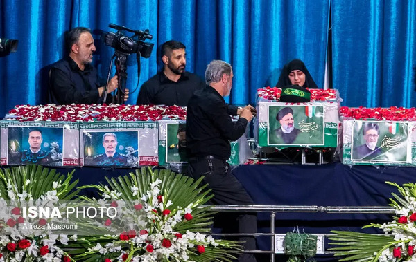 عکس سردار سلیمانی با شهید رئیسی