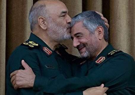 عکس سردار سلیمانی و شهید باکری