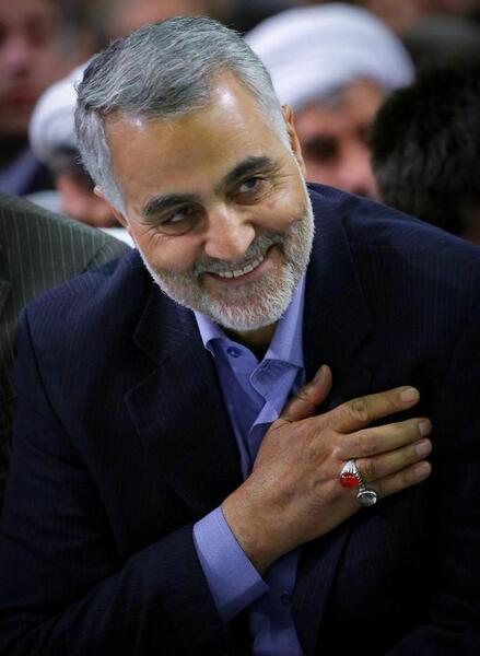 عکس خنده دار سردار سلیمانی