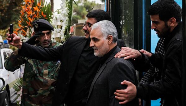 عکس سردار سلیمانی با سردار حاجی زاده