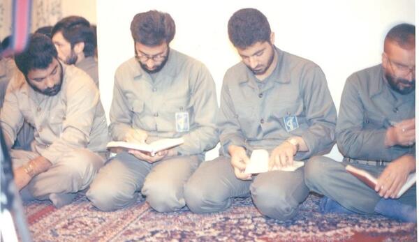 عکس جوانی سردار سلیمانی در جبهه