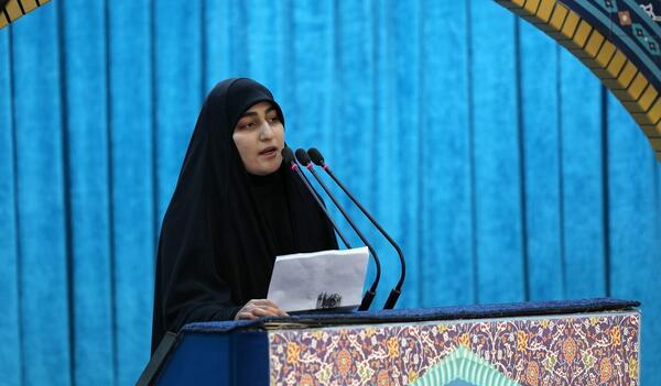 عکس نماز حاج قاسم سلیمانی