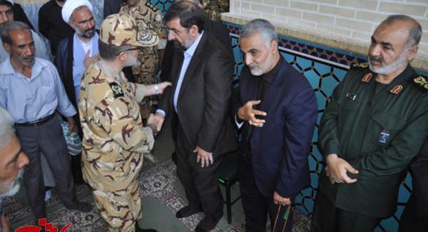 عکس حاج قاسم سلیمانی و مادرش