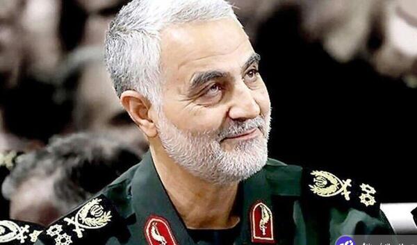 عکس حاج قاسم سلیمانی با مادرش