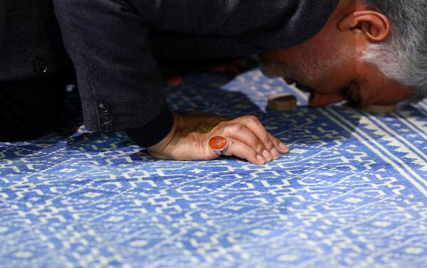 عکس دست سردار حاج قاسم سلیمانی