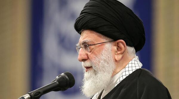 عکس تکی حاج قاسم سلیمانی