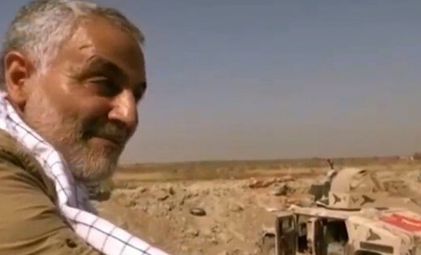 عکس حاج قاسم سلیمانی در جنگ با داعش