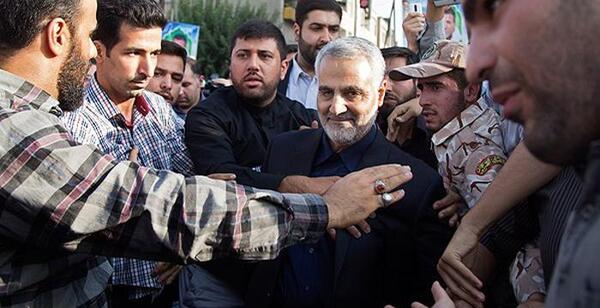 عکس حاج قاسم سلیمانی در جنگ با داعش