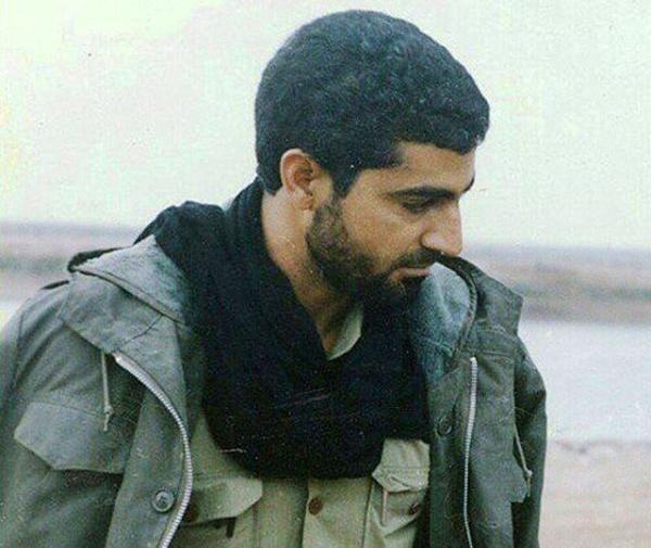 عکس از حاج قاسم سلیمانی در جنگ