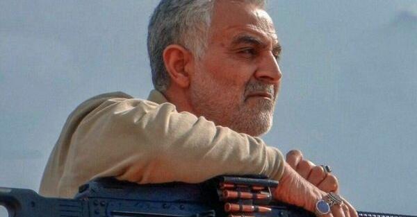 عکس سردار حاج قاسم سلیمانی در جنگ
