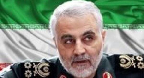 عکس دست حاج قاسم سلیمانی موقع شهادت