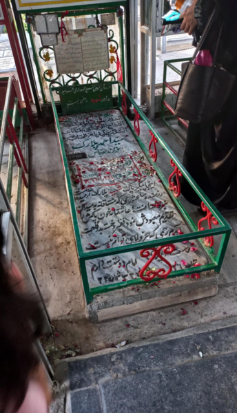 عکس قبر شهید احمد پلارک