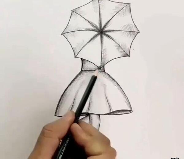 عکس نقاشی دختر طبیعی