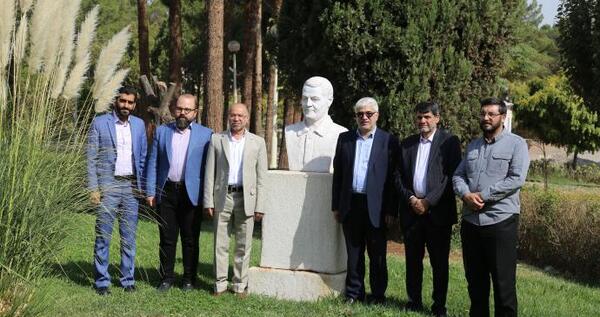 عکس از دانشگاه شهید باهنر کرمان