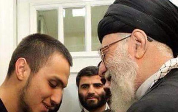 عکس شهید جهاد مغنیه با سردار سلیمانی