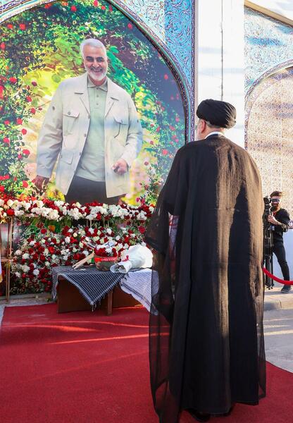 عکس شهید حاج قاسم سلیمانی و رئیسی