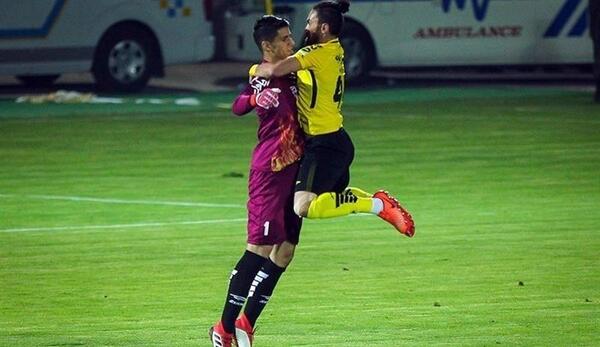 عکس پیام نیازمند در پرسپولیس