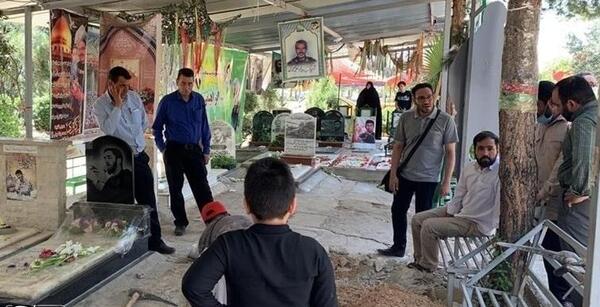 عکس مزار شهید حسین معز غلامی