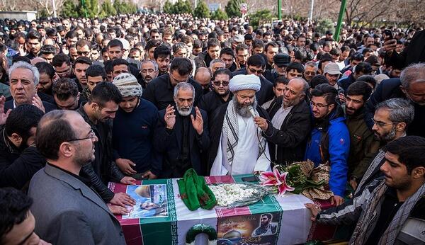 عکس مزار شهید حسین معز غلامی