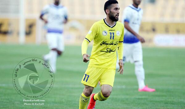 عکس بازیکن پرسپولیس پیام صادقیان