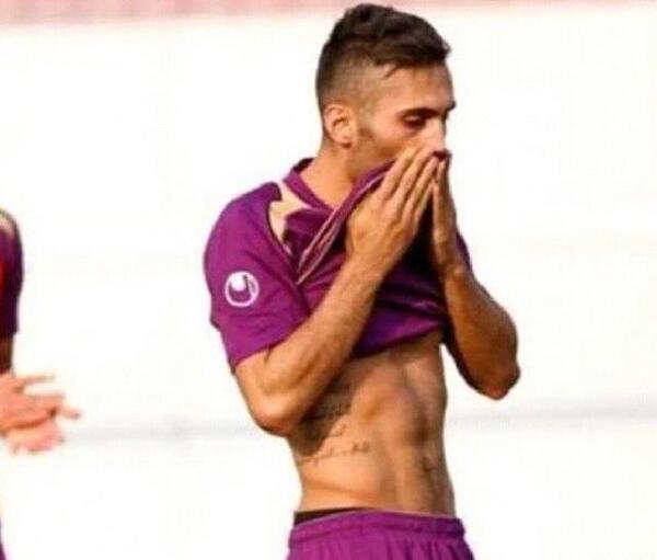 عکس بازیکن پرسپولیس پیام صادقیان
