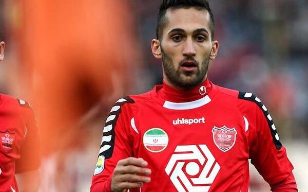 عکس بازیکن پرسپولیس پیام صادقیان