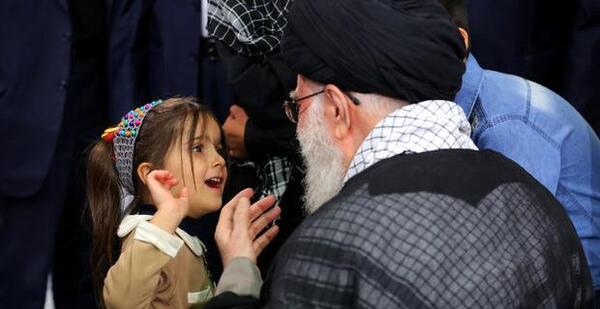 عکس شهید دخترانه