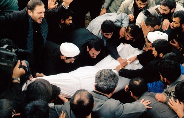 عکس دختر شهید علمدار