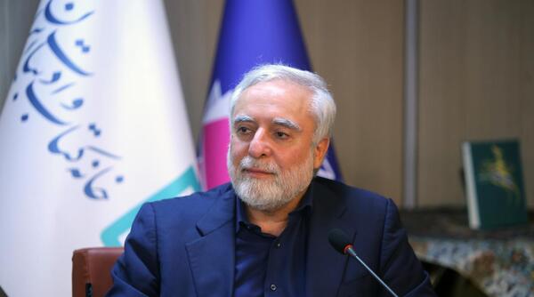 عکس شهید رجایی و رئیسی