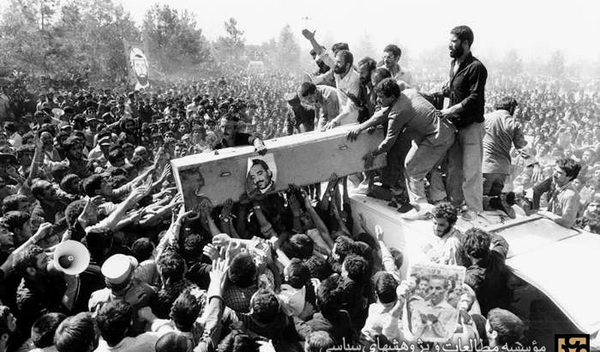 عکس جنازه شهید رجایی و باهنر
