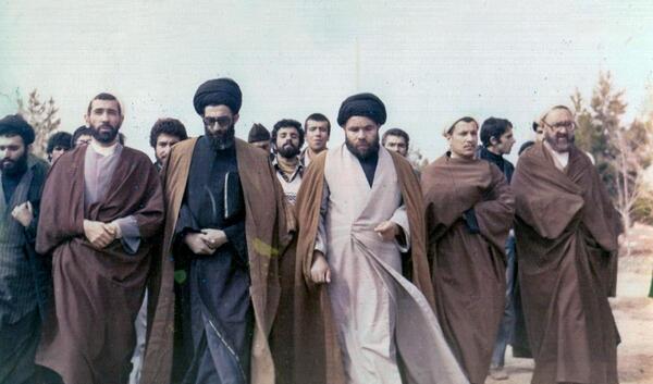 عکس از شهید رجایی و باهنر