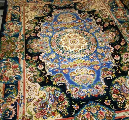 عکس فرش دستباف ابریشمی
